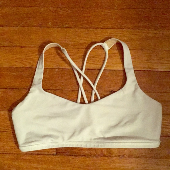 BNWOT White Lululemon Free to Be Sports Bra - Picture 1 of 3